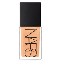 LIGHT REFLECTING FOUNDATION (BASE DE MAQUILLAJE)