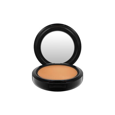 STUDIO FIX POWDER PLUS FOUNDATION (BASE DE MAQUILLAJE)