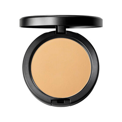 REPUESTO STUDIO FIX POWDER (BASE EN POLVO COBERTURA MEDIA A COMPLETA)