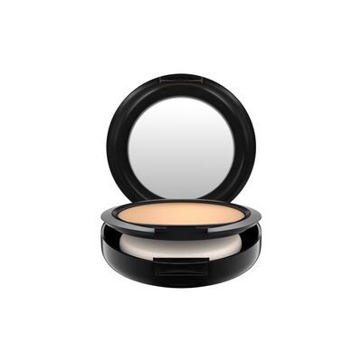 STUDIO FIX POWDER PLUS FOUNDATION (BASE DE MAQUILLAJE)