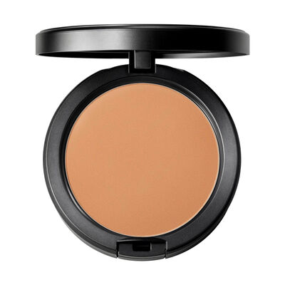 REPUESTO STUDIO FIX POWDER (BASE EN POLVO COBERTURA MEDIA A COMPLETA)