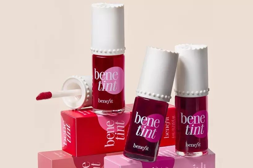 Descubre Benetint, la tinta que se vuelve viral una y otra vez. Consigue un tono ideal con un par de toques