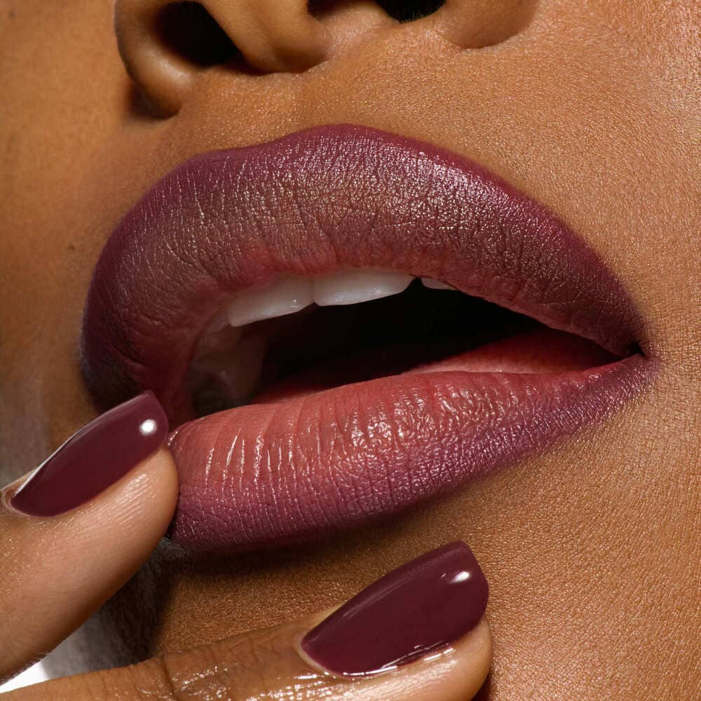 M&middot;A&middot;C LIPGLAZER GLOSSY LINER (DELINEADOR DE LABIOS GLOSSY)