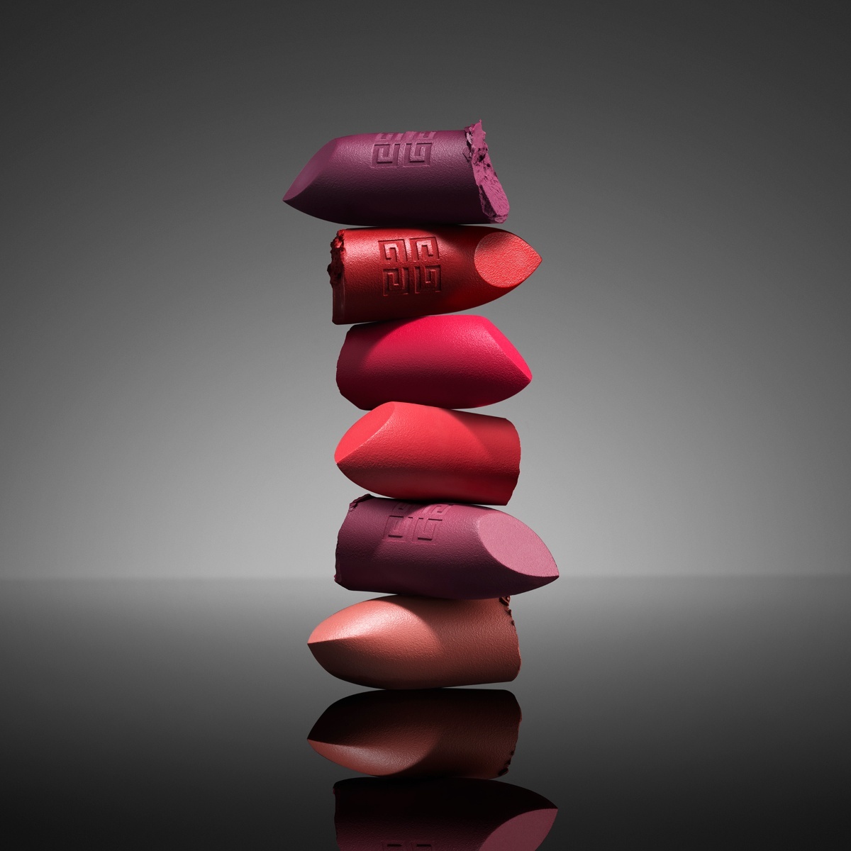 LE ROUGE DEEP VELVET (LABIAL MATE ULTRAPIGMENTADO)