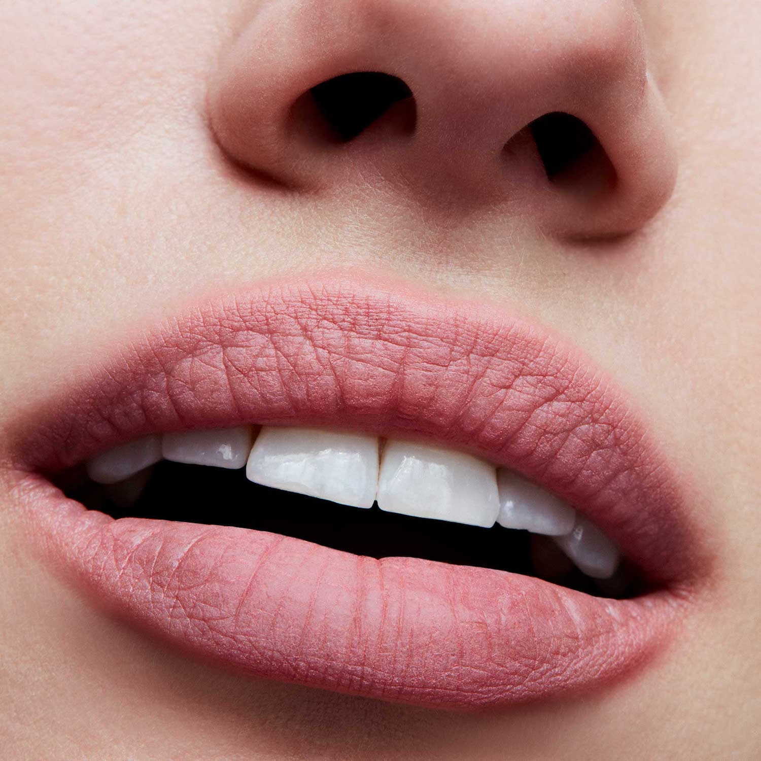 POWDER KISS LIPSTICK SEXY, BUT SWEET (LABIAL)