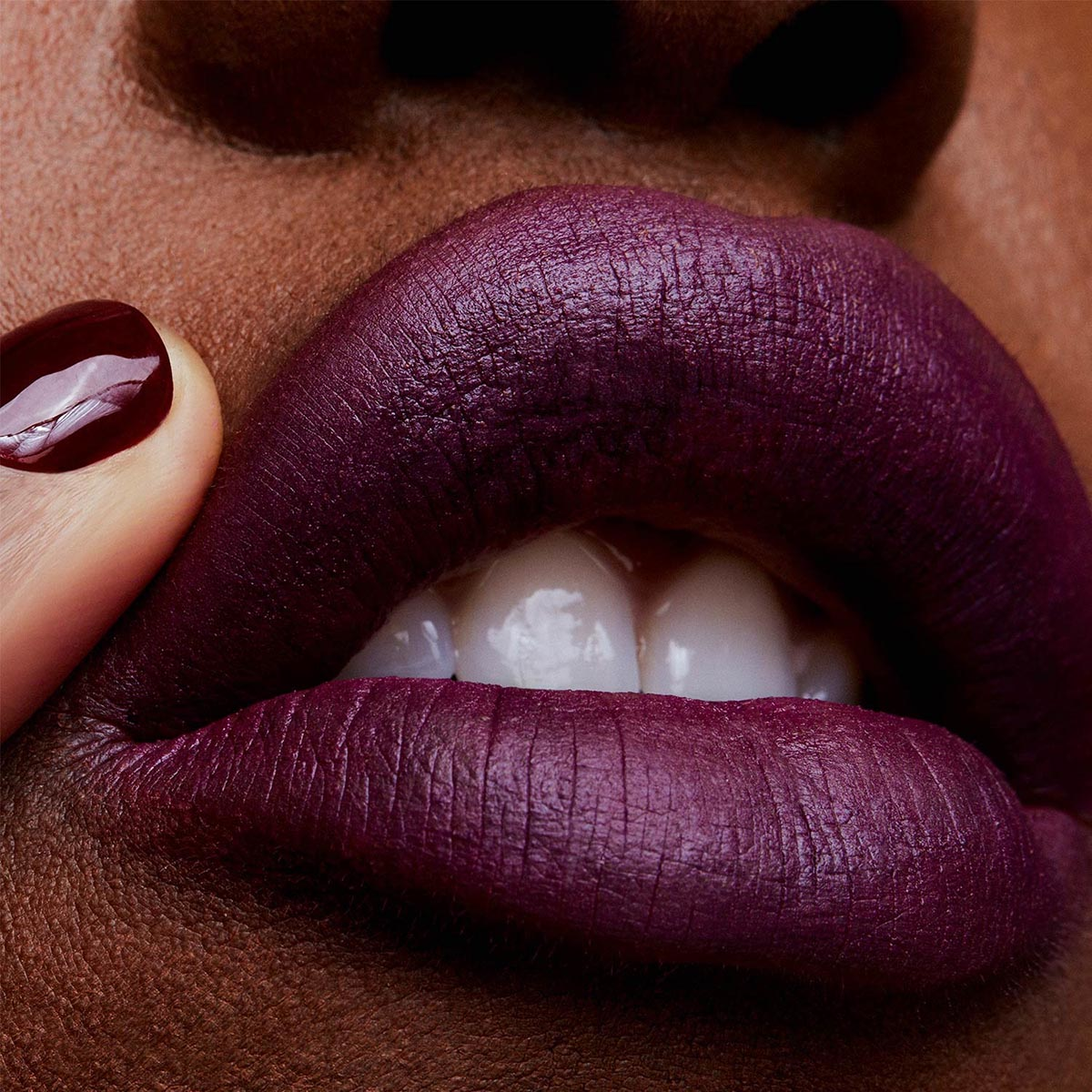 POWDER KISS LIPSTICK SEXY, BUT SWEET (LABIAL)