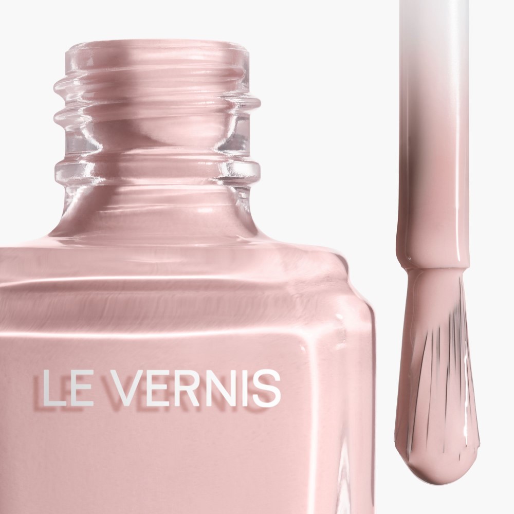 ESMALTE DE U&Ntilde;AS DE LARGA DURACI&Oacute;N