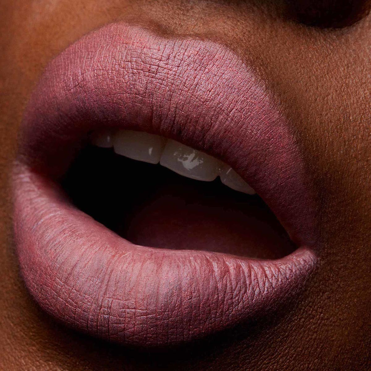 POWDER KISS LIPSTICK SEXY, BUT SWEET (LABIAL)