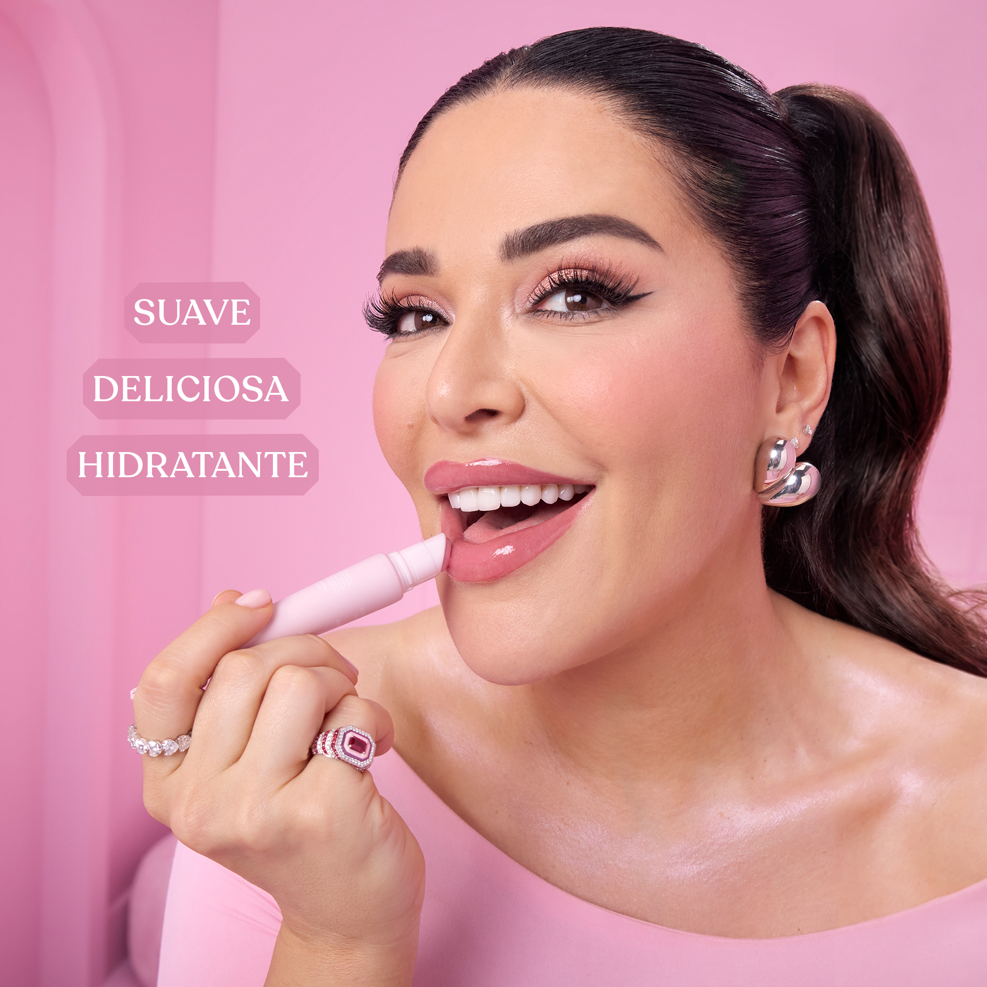 YUM BOUJEE MARSHMALLOW | 81 CASHMERE KISS LIP BALM (B&Aacute;LSAMO LABIAL CON COLOR)