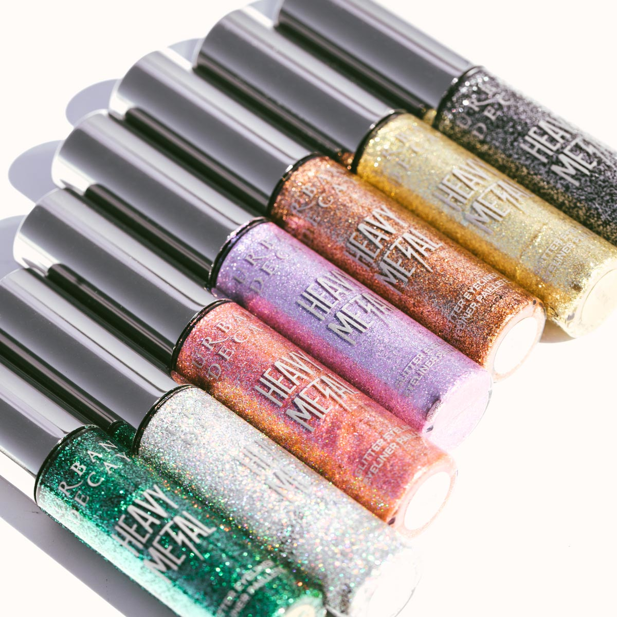HEAVY METAL GLITTER EYELINER (DELINEADOR LÍQUIDO)