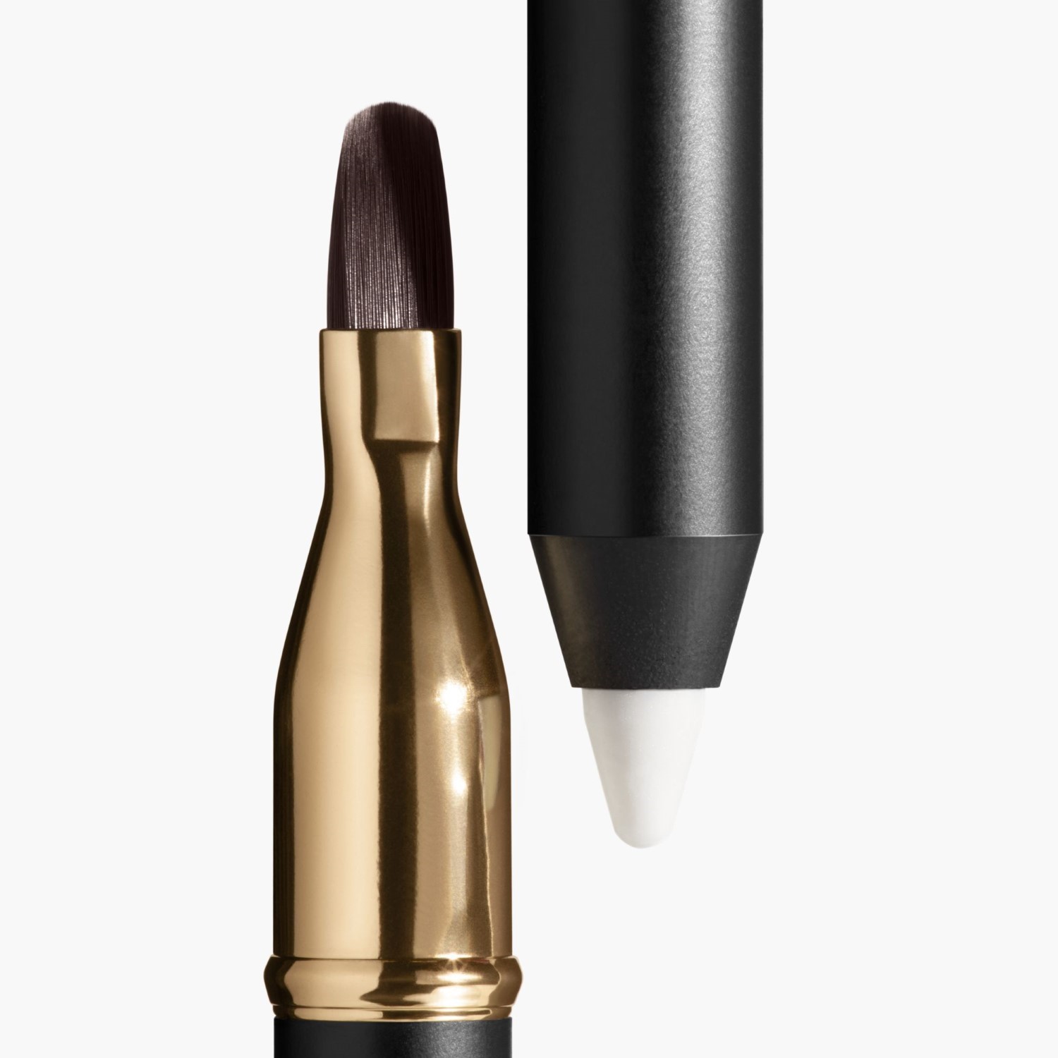 LÁPIZ CONTORNO DE LABIOS DE LARGA DURACIÓN